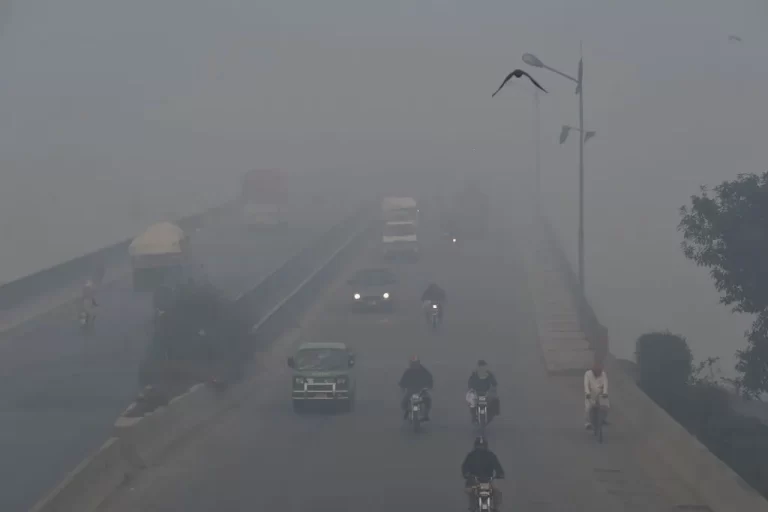 Read more about the article Smog condition in Pakistan and rising pollution due to human activities